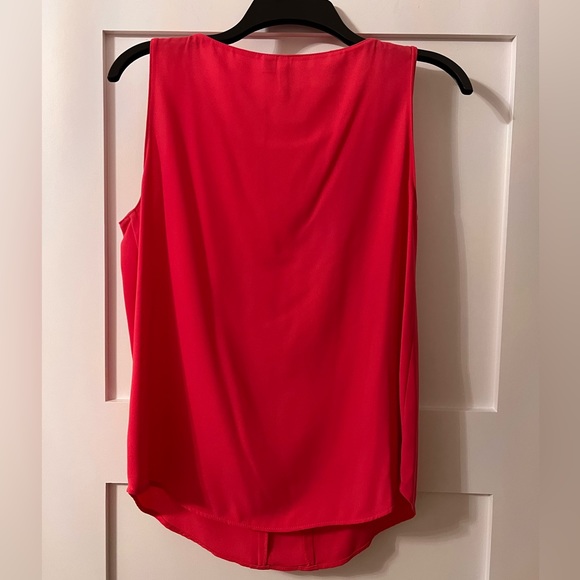 Hot pink sleeveless top - Picture 3 of 5